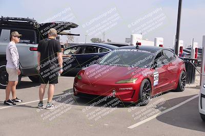 media/Oct-19-2025-Speed Ventures (Sun) [[a6e7fe67be]]/Around the Pits/